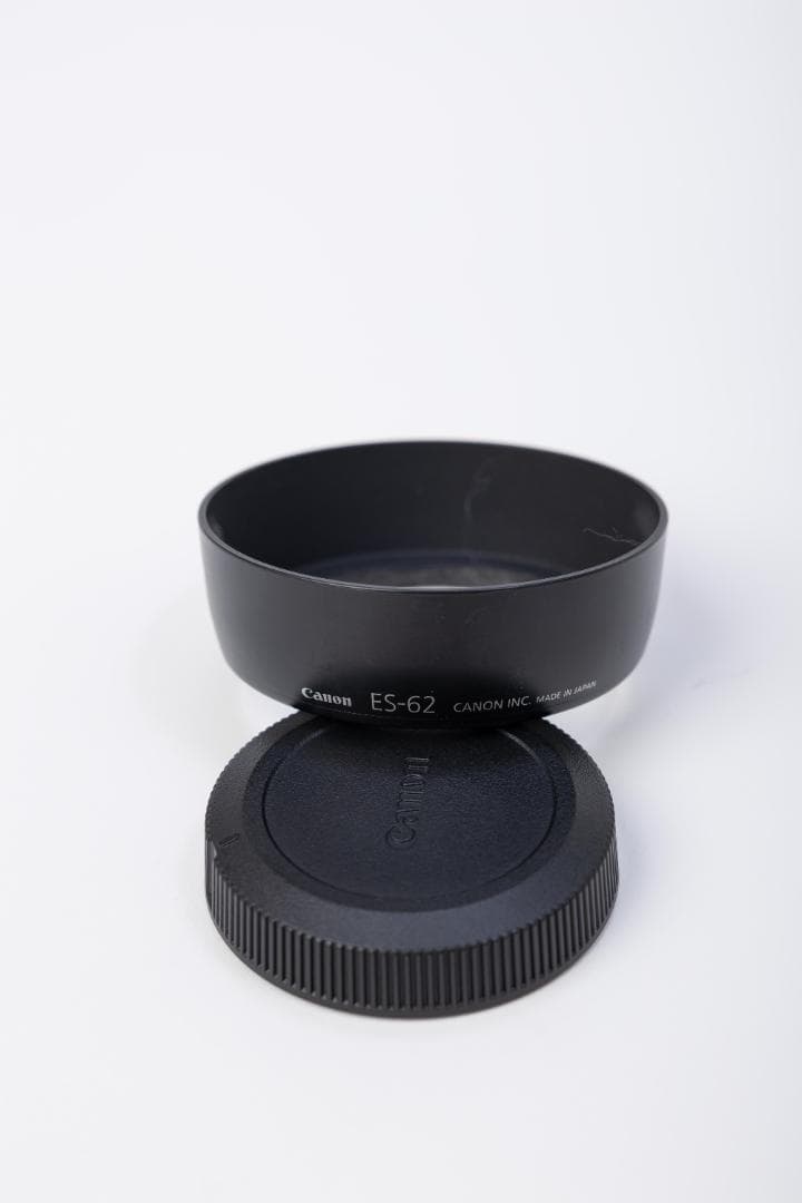 canon RF 35mm F1.8 マクロ IS STM フード付き