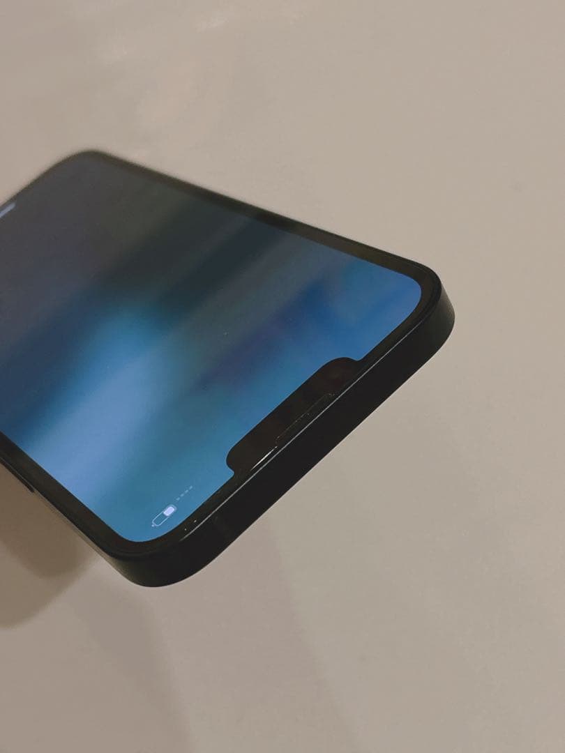 Apple iPhone 13 ブラック 本体