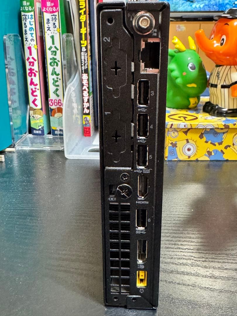 Lenovo ThinkCentre M75q-1 TinyミニPC