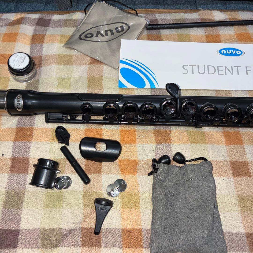 NUVO プラスチック製フルートStudent Flute 管楽器