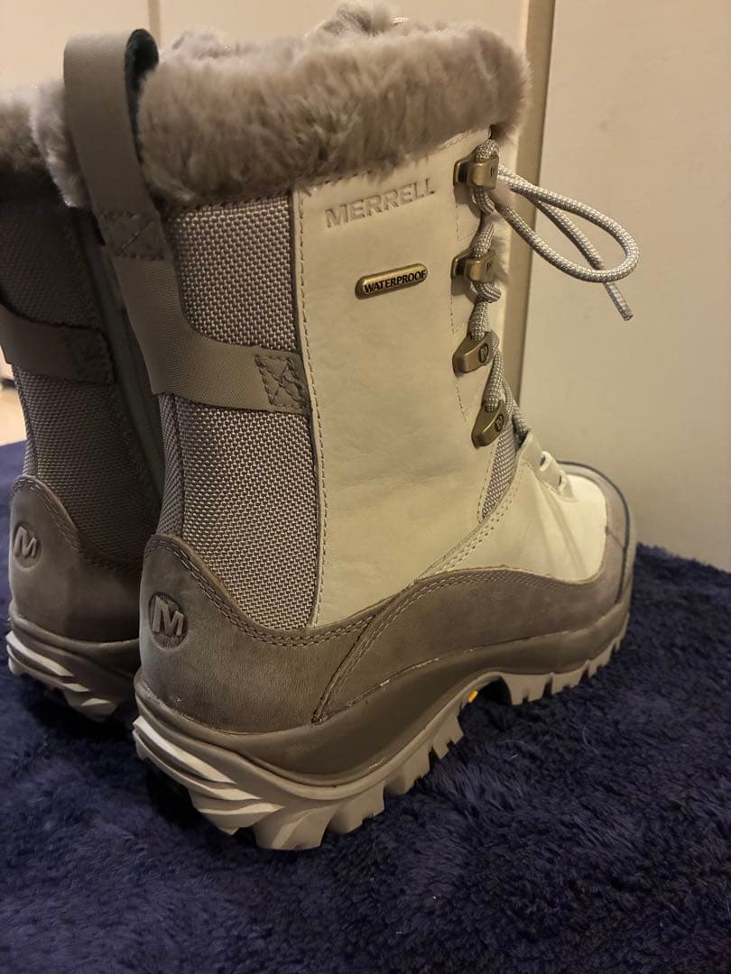 美品MERRELLサーモ レア ミッド waterproof vibram 24