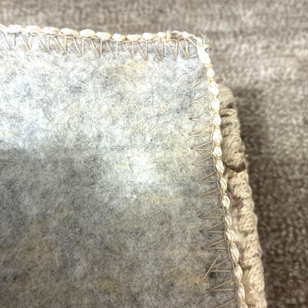 ベージュ 花柄 シャギーラグ 北欧　約240cm x 190cm