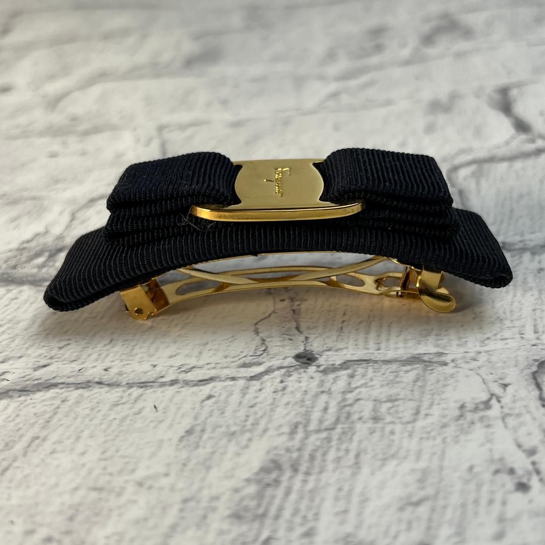 Salvatore Ferragamo ヴァラ バレッタ A-10557