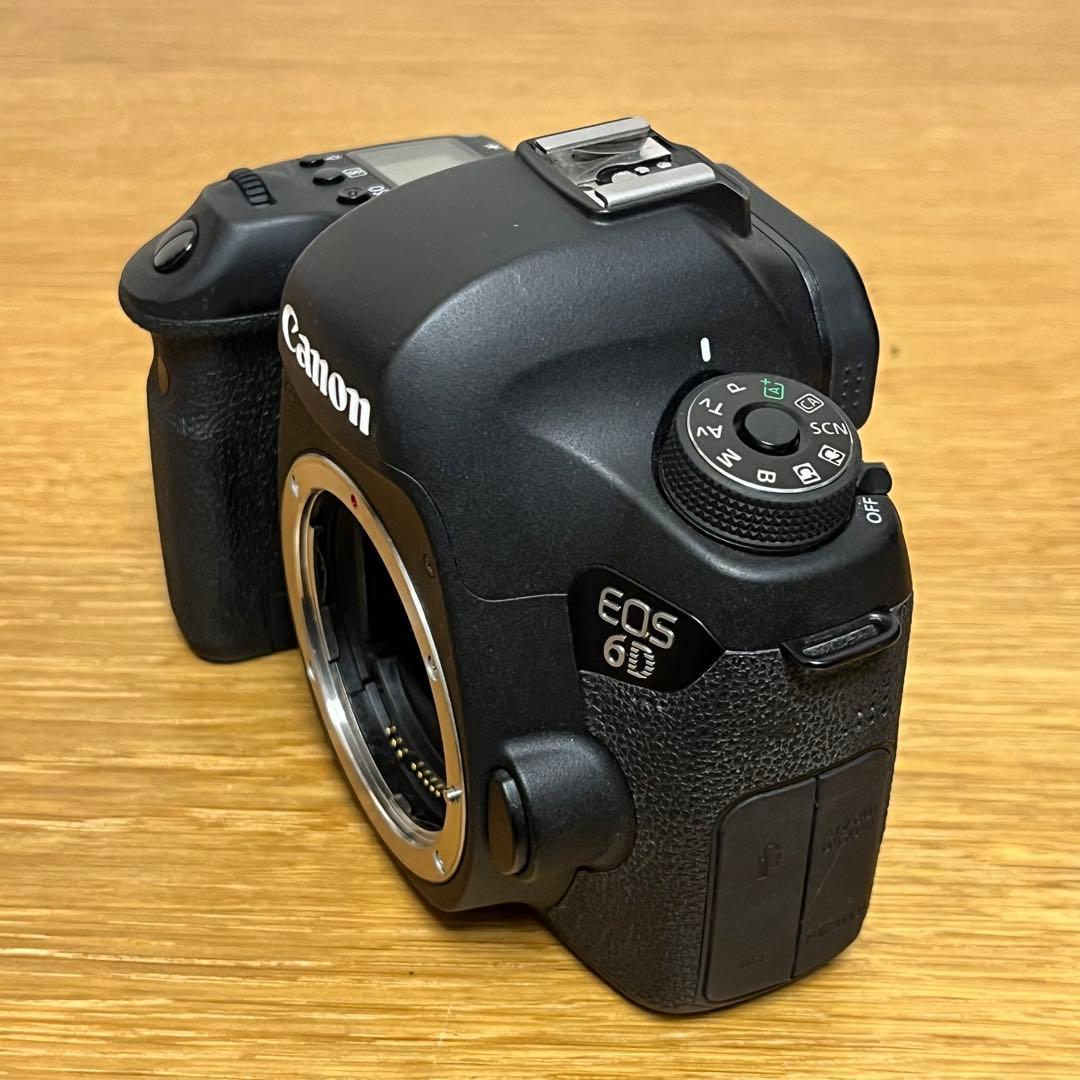 Canon EOS 6D 中古 デジタル一眼レフ 元箱付き