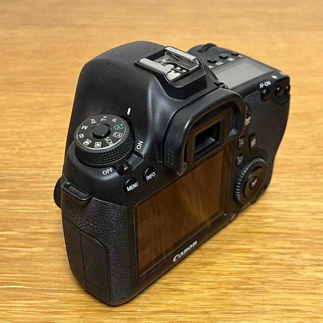 Canon EOS 6D 中古 デジタル一眼レフ 元箱付き