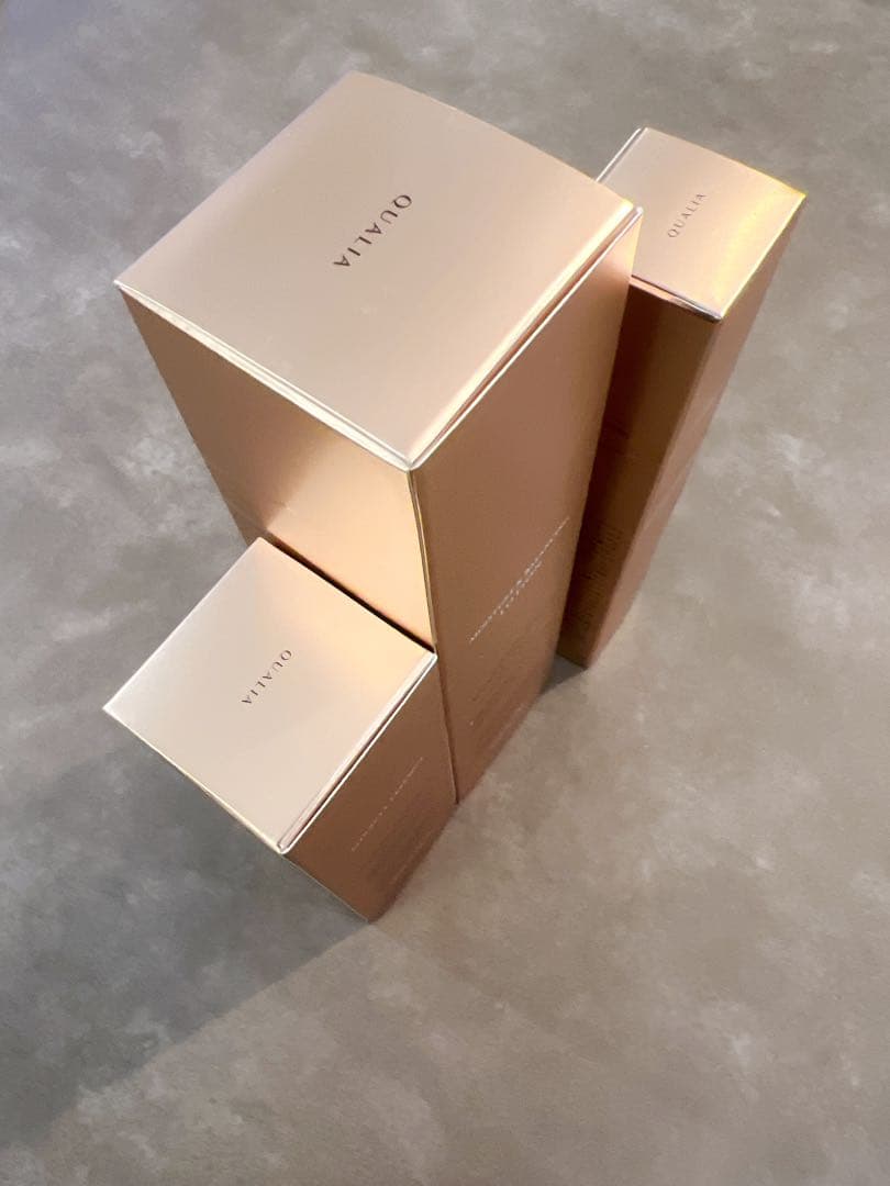 新品未開封　BELLEQUAGE 化粧水、美容液、クリーム3点セット　クオリア