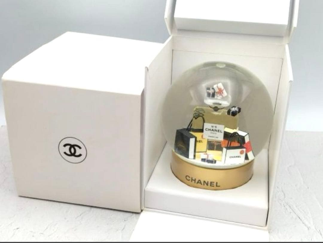 専用 CHANEL 100周年　ノベルティ　スノードーム お箱付き シャネル
