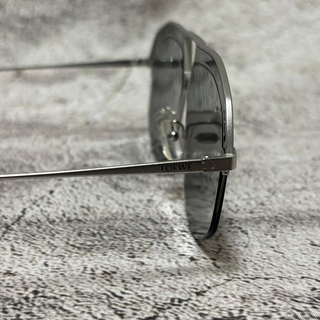 LOEWE サングラス　フレーム　シルバー　メガネ　ユニセックス　ロエベ