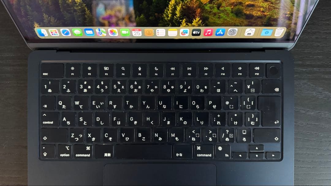 M2 MacBook Air 2022 ミッドナイト 13.6インチ