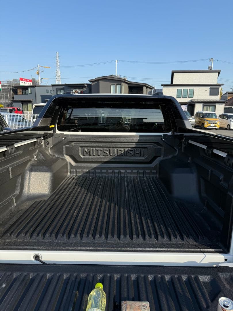 MITSUBISHI トライトン　スタイリングバー