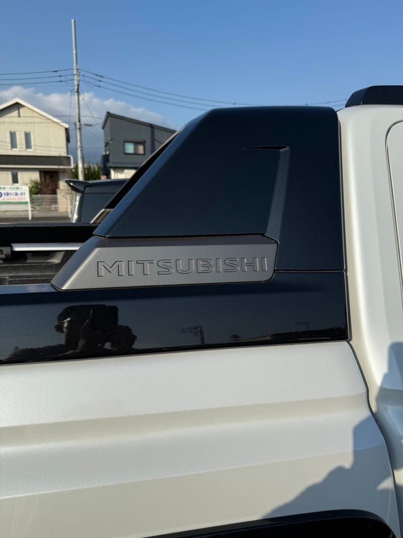MITSUBISHI トライトン　スタイリングバー