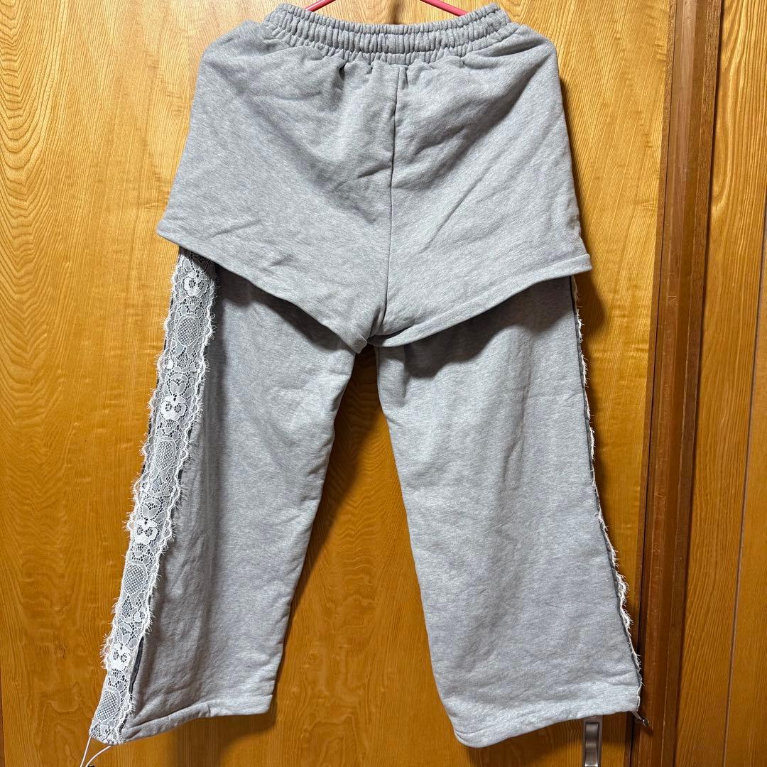 poppy あさぎーにょ レイヤードルック レーススウェットパンツ グレー
