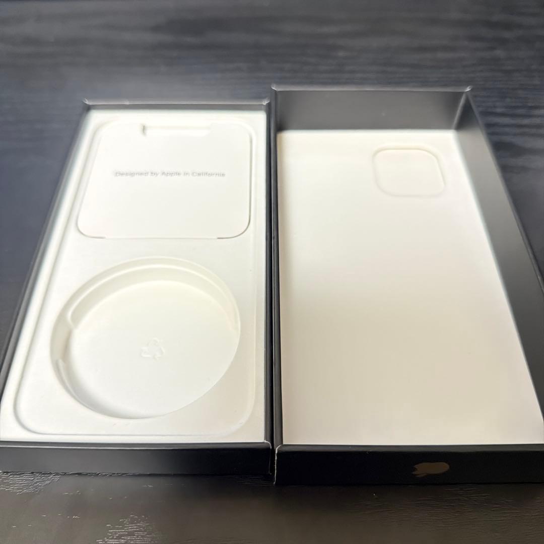 iPhone 12 Pro ゴールド ケース付き