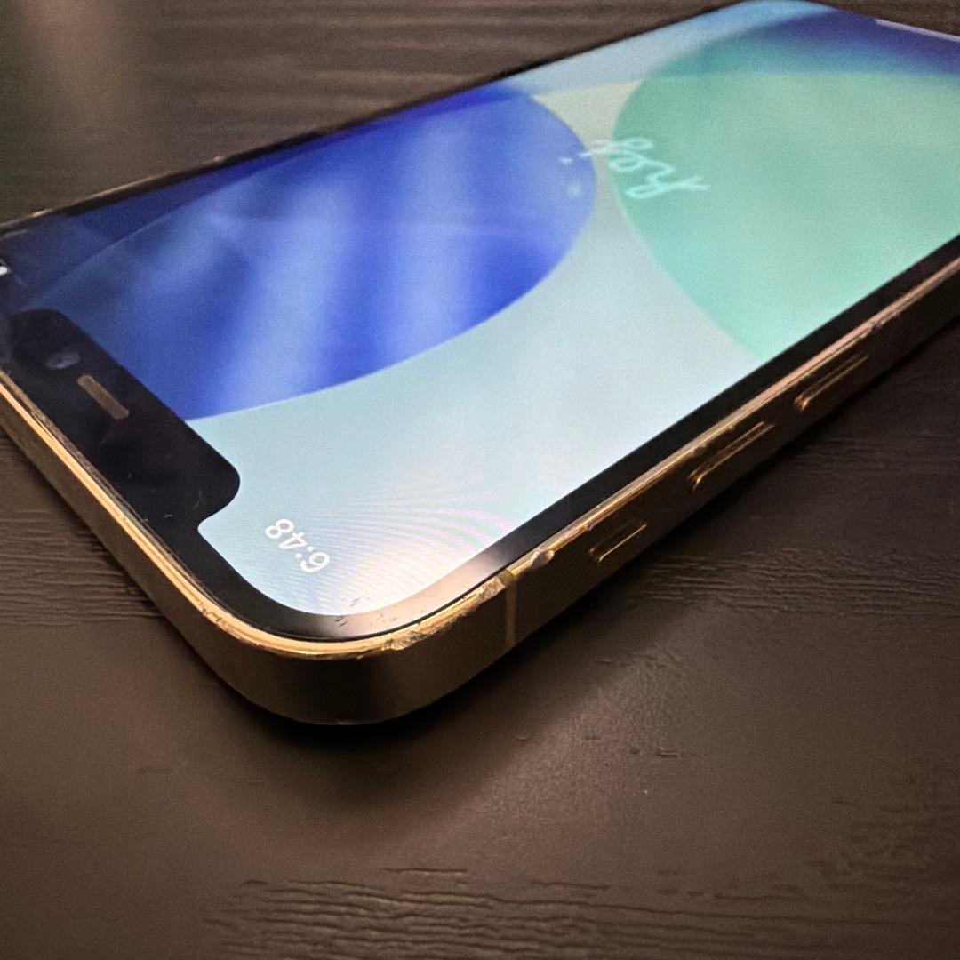 iPhone 12 Pro ゴールド ケース付き