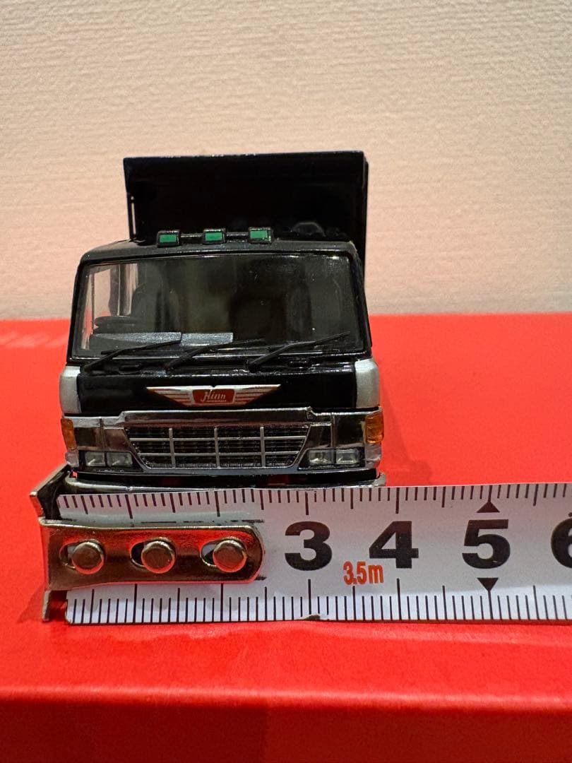 y31。DBGT 1/64 スーパードルフィン ダンプトラック ブラック