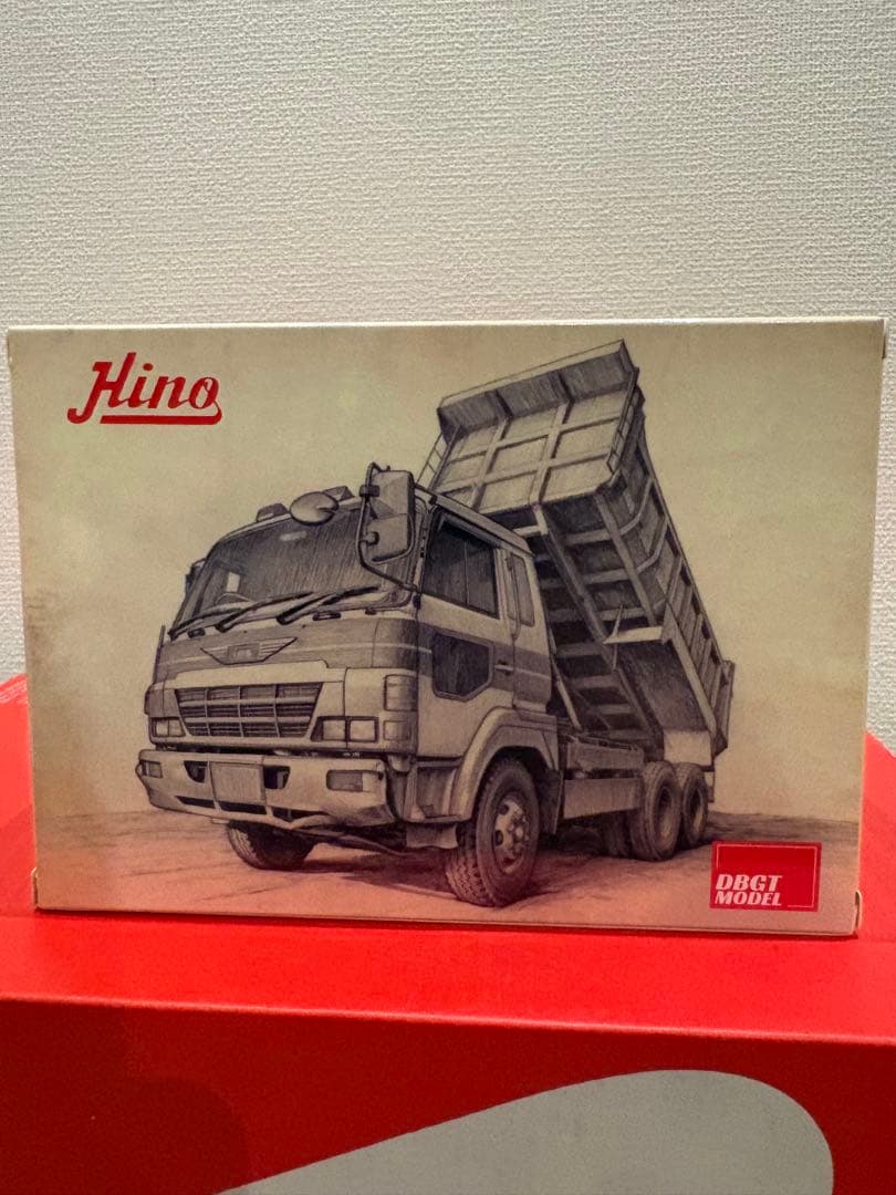 y31。DBGT 1/64 スーパードルフィン ダンプトラック ブラック