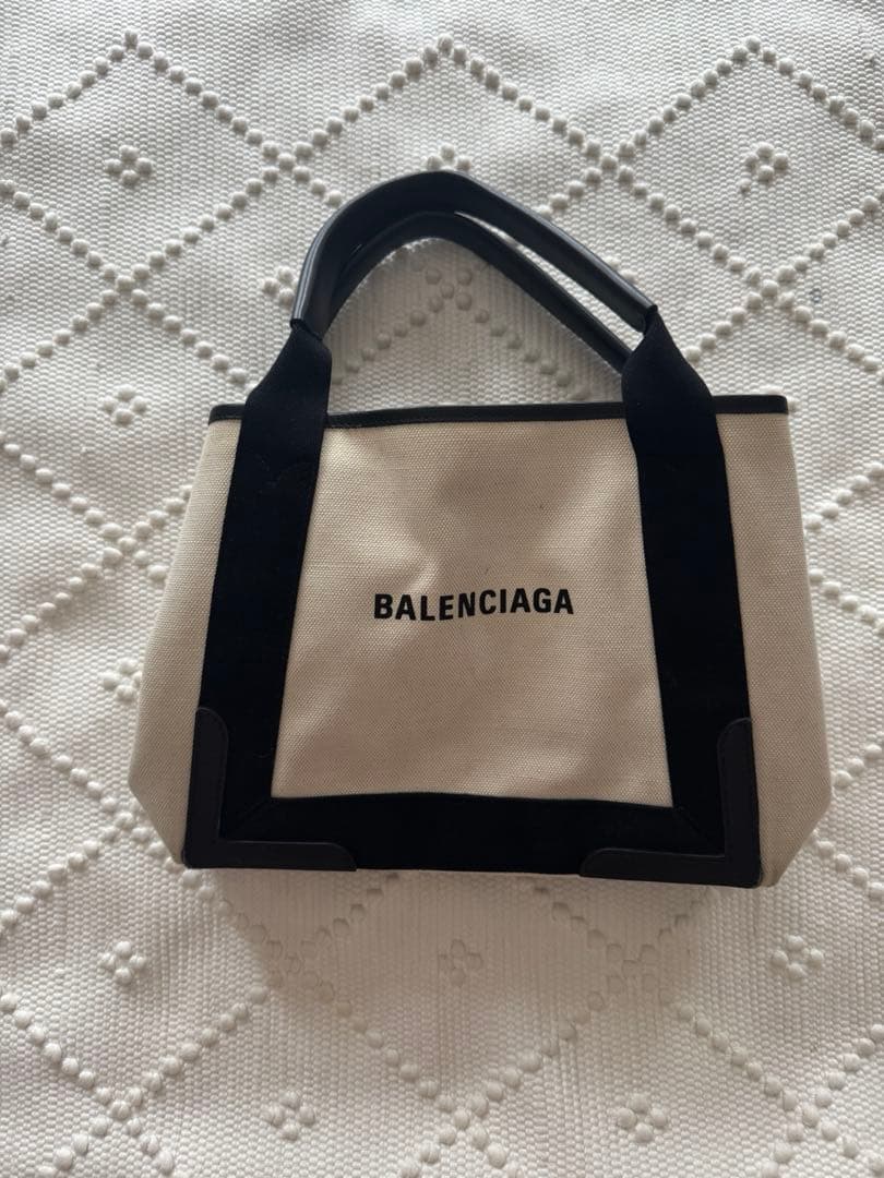 BALENCIAGA ハンドバッグ　レディース