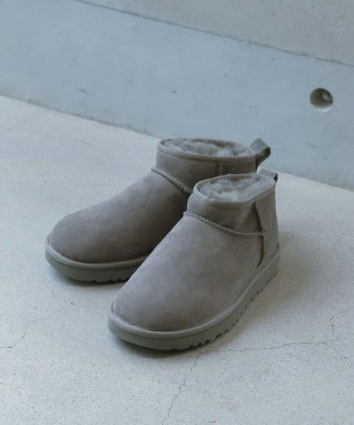 UGG　Classic Ultra Mini ブーツ