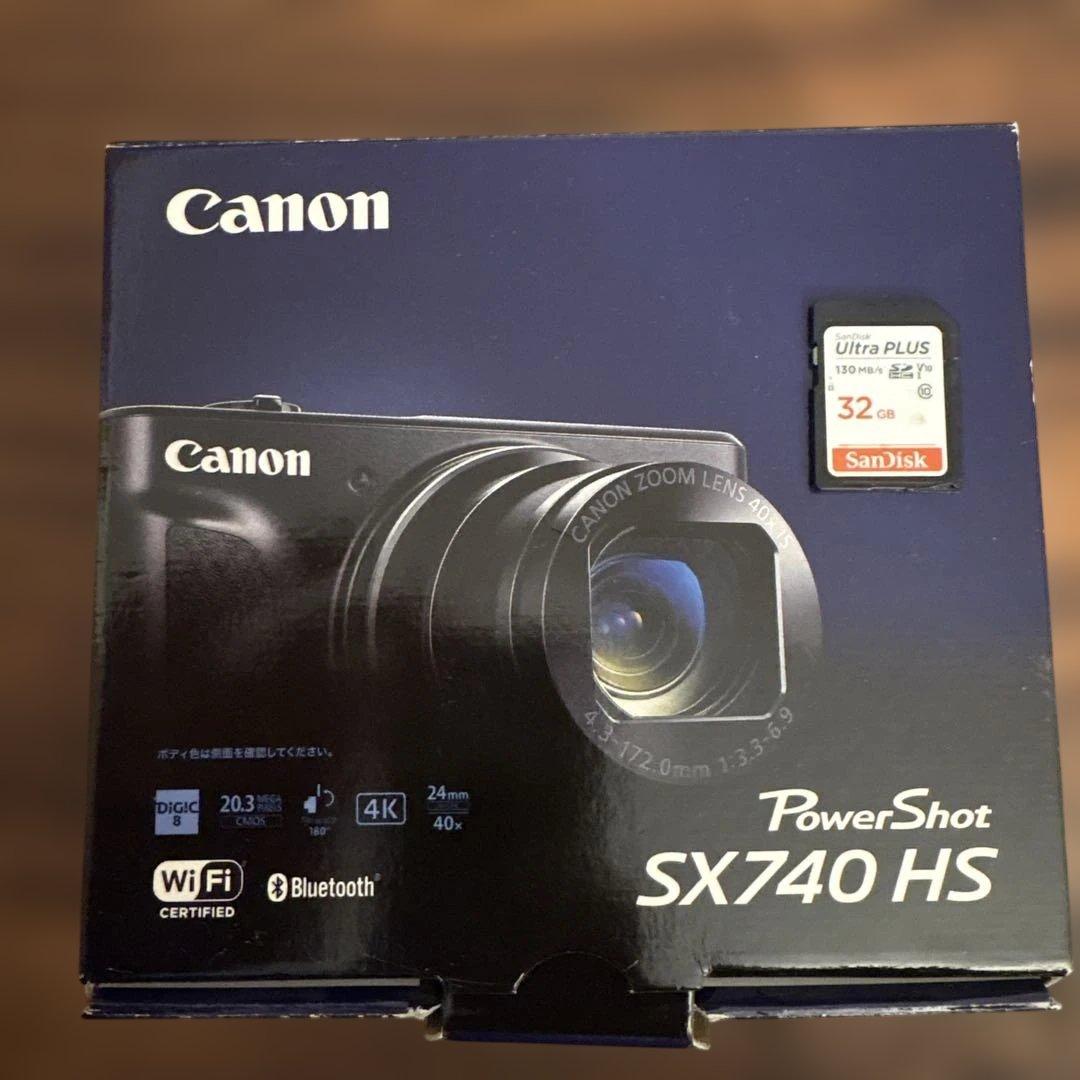 Canon PowerShot SX740 HS 本体　シルバー　32GBケース