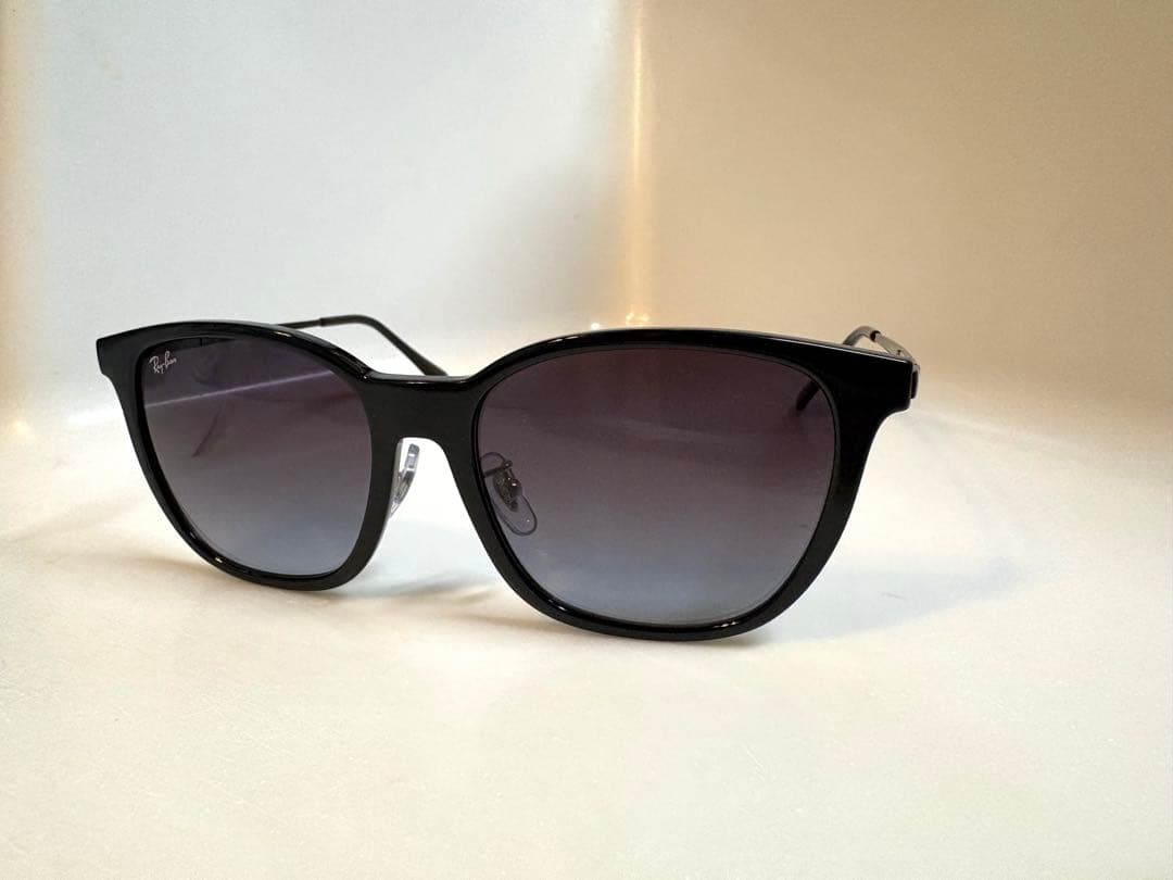 特別感謝セール！15日まで！レイバンサングラス　RB4333D 新品未使用