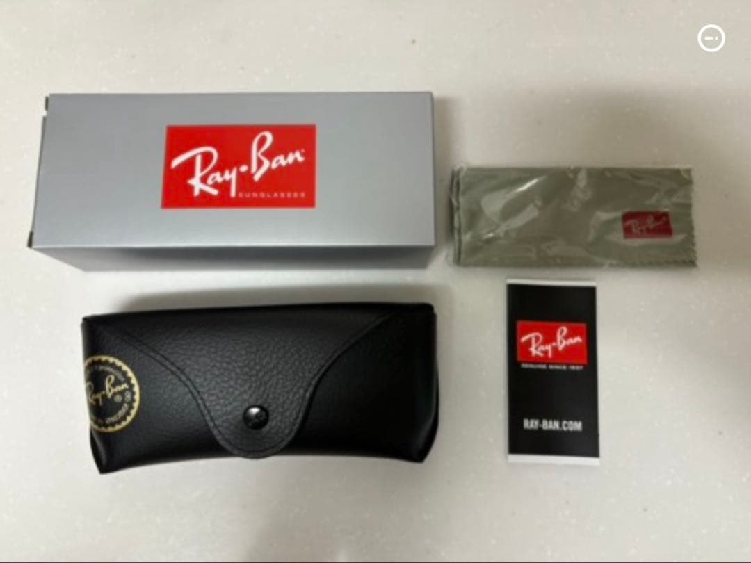 特別感謝セール！15日まで！レイバンサングラス　RB4333D 新品未使用