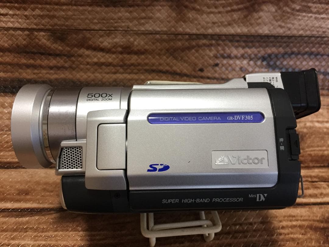 撮影再生ダビングOK　Victor　GR-DVF305K　付属品有　液晶大画面