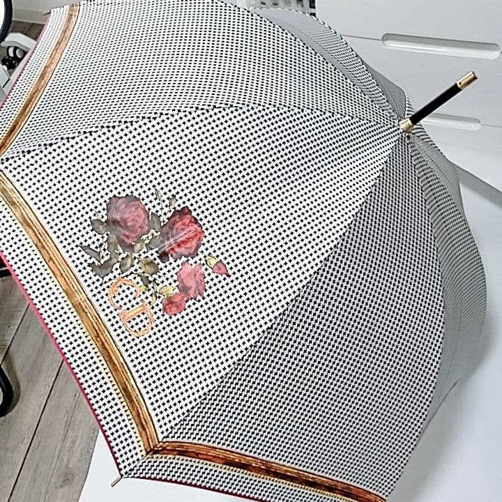 未使用品　超希少　クリスチャンディオール　長傘　晴雨兼用　千鳥格子柄　バラロゴ