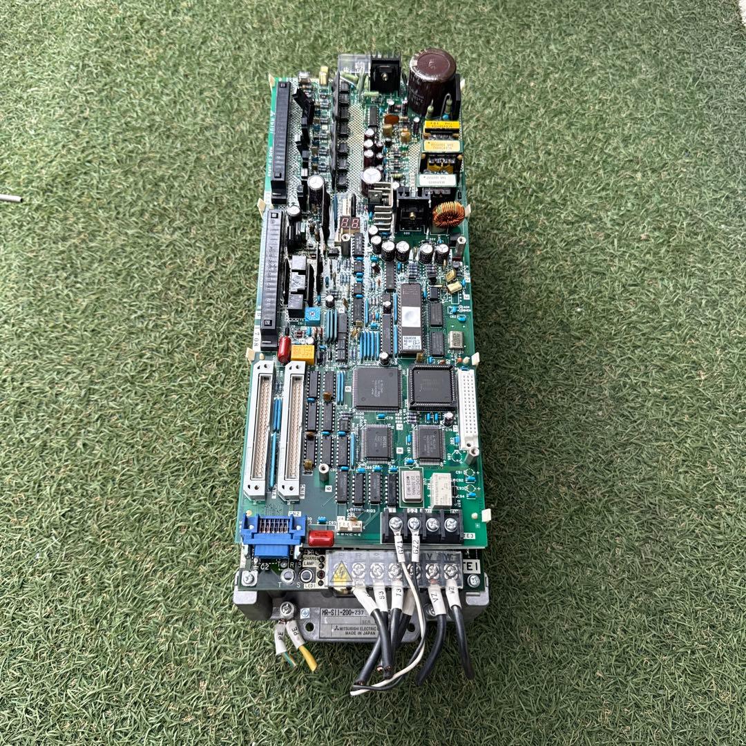 三菱電機　MR-S11-200-Z37 サーボドライブ　保証付き　インボイス対応