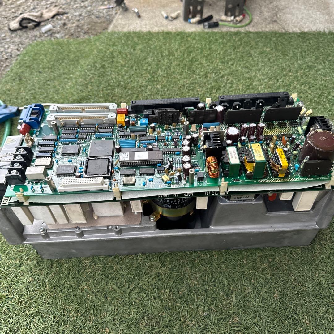 三菱電機　MR-S11-200-Z37 サーボドライブ　保証付き　インボイス対応