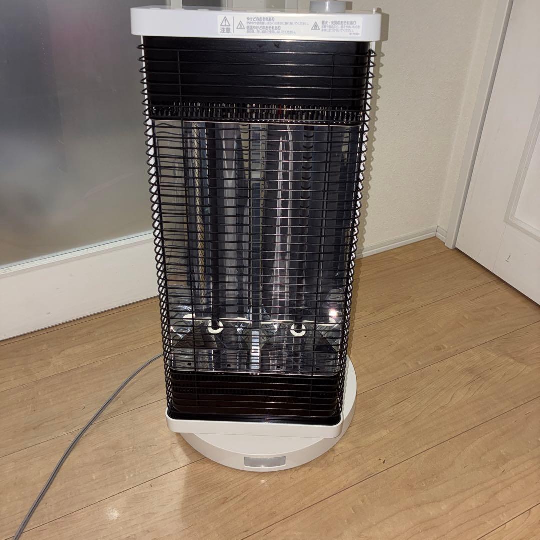 ダイキン セラムヒート CER11vS-W 人感センサー 首振り機能付き