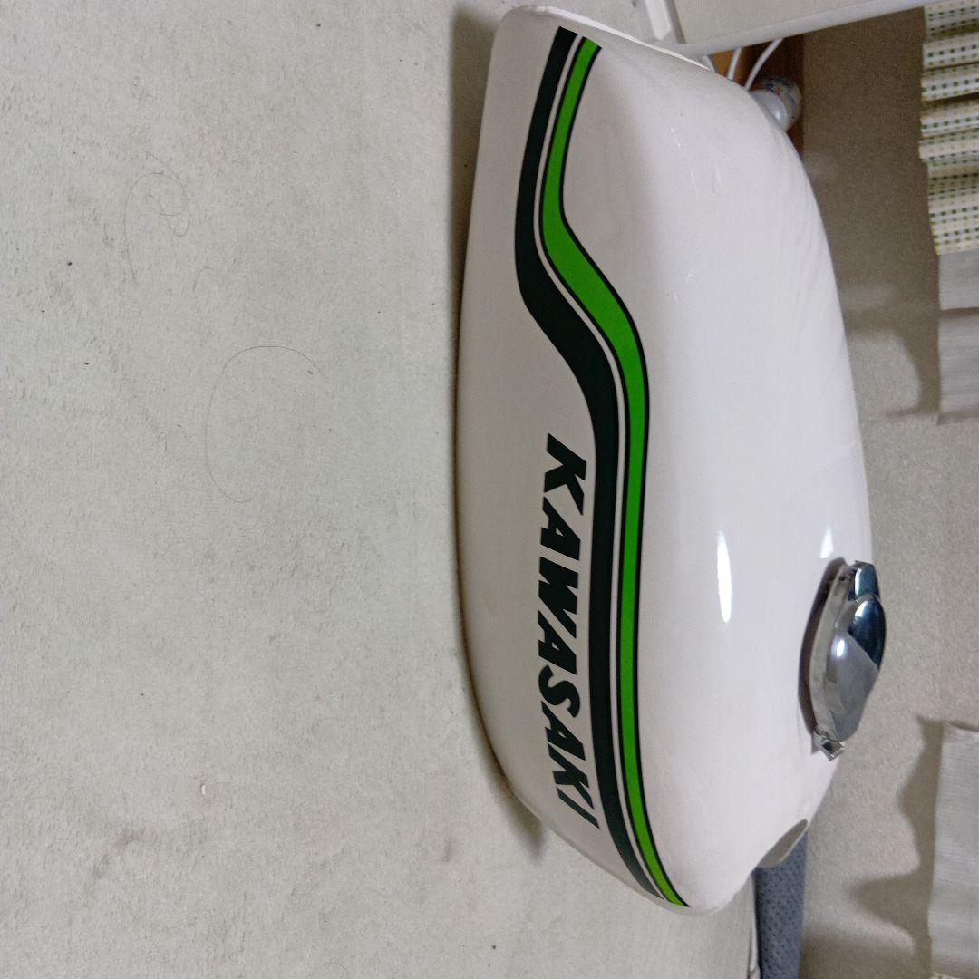 Kawasaki　250ss 400ss KH250 KH400 外装　タンク