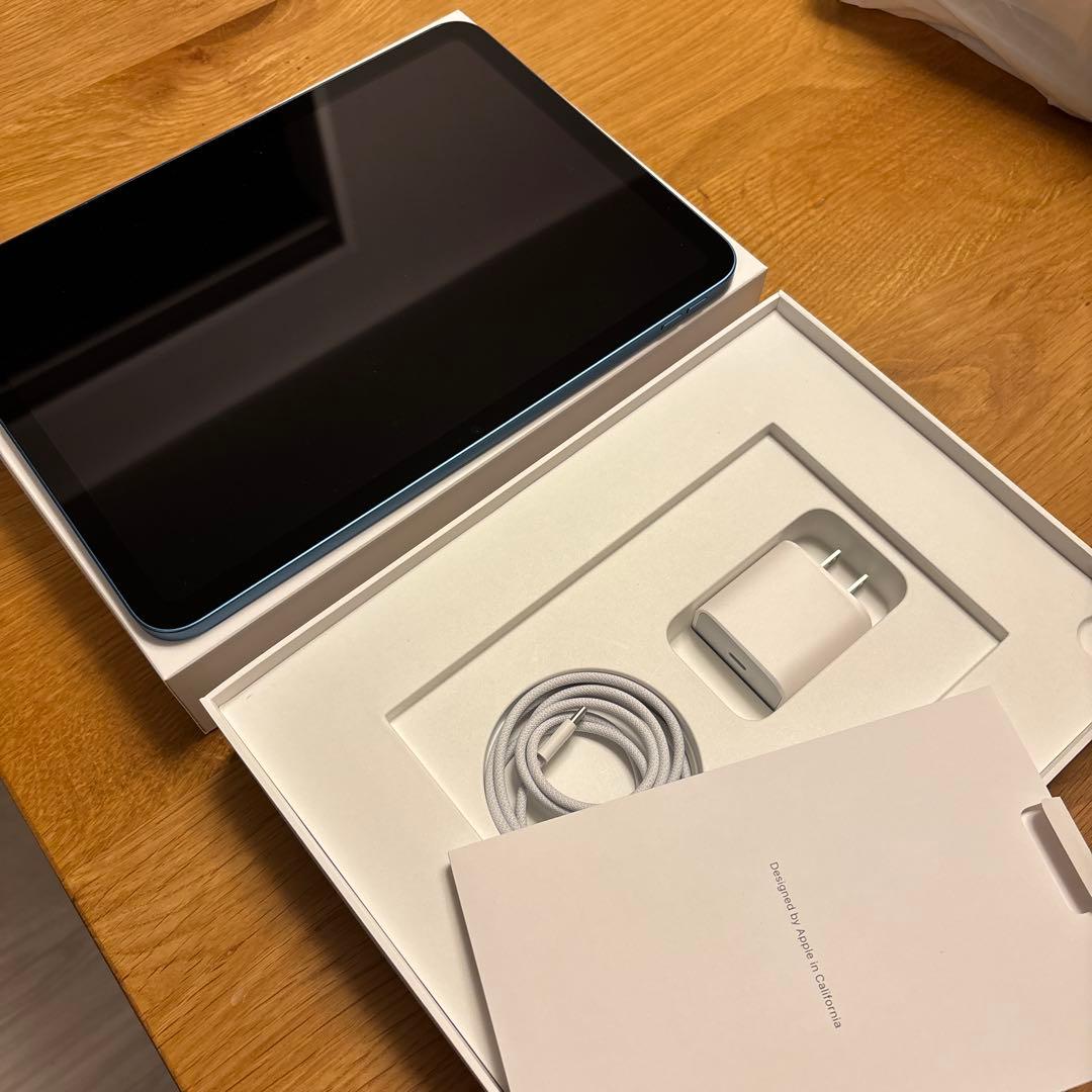 Apple iPad (第10世代) ブルー 本体