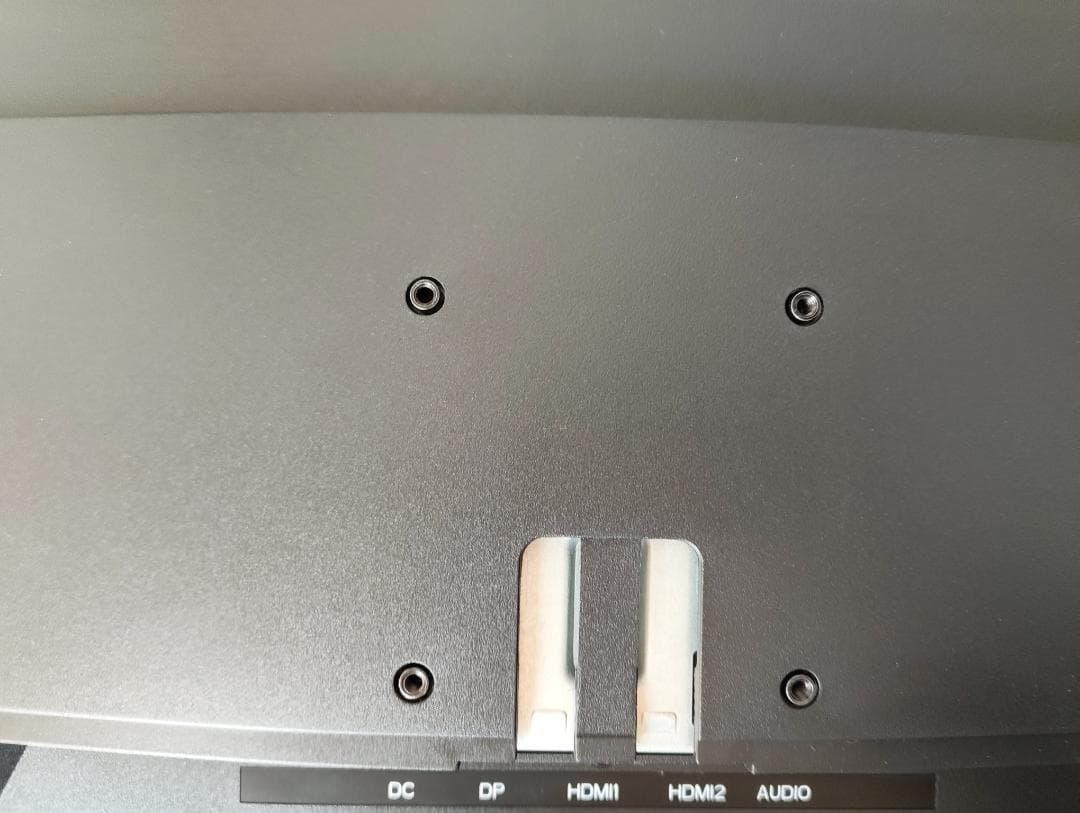 【ミヤッチ】KOORUI 24インチ 180Hz湾曲ゲーミングモニター