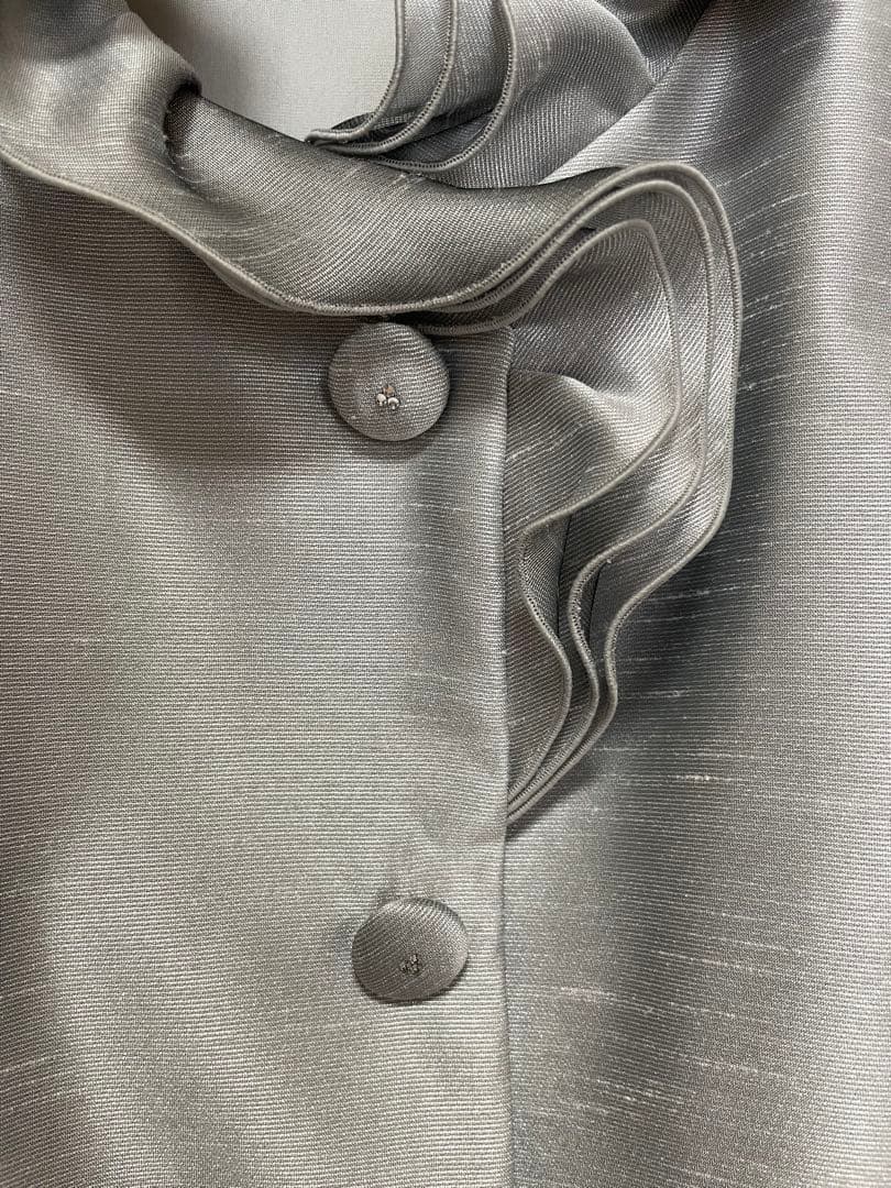 サテンジャケット&フレアスカート　ソワールドルチェ