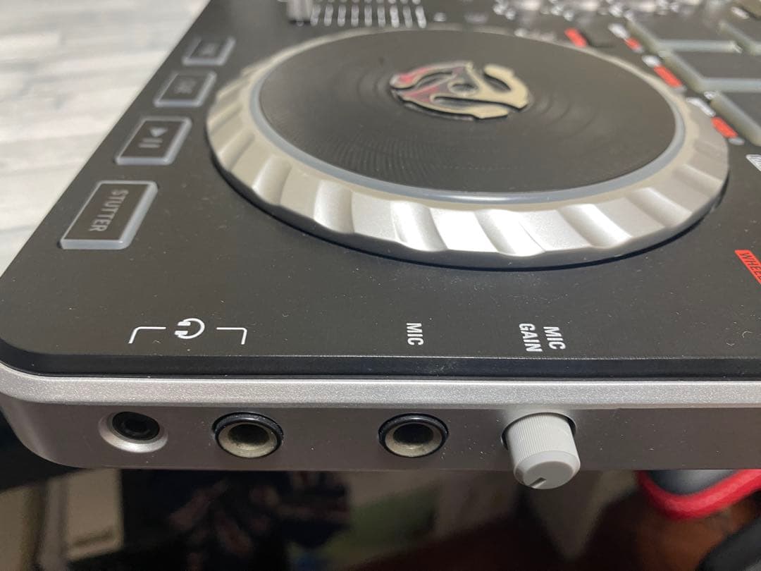 DJ機材 Numark MIXTRACK QUAD