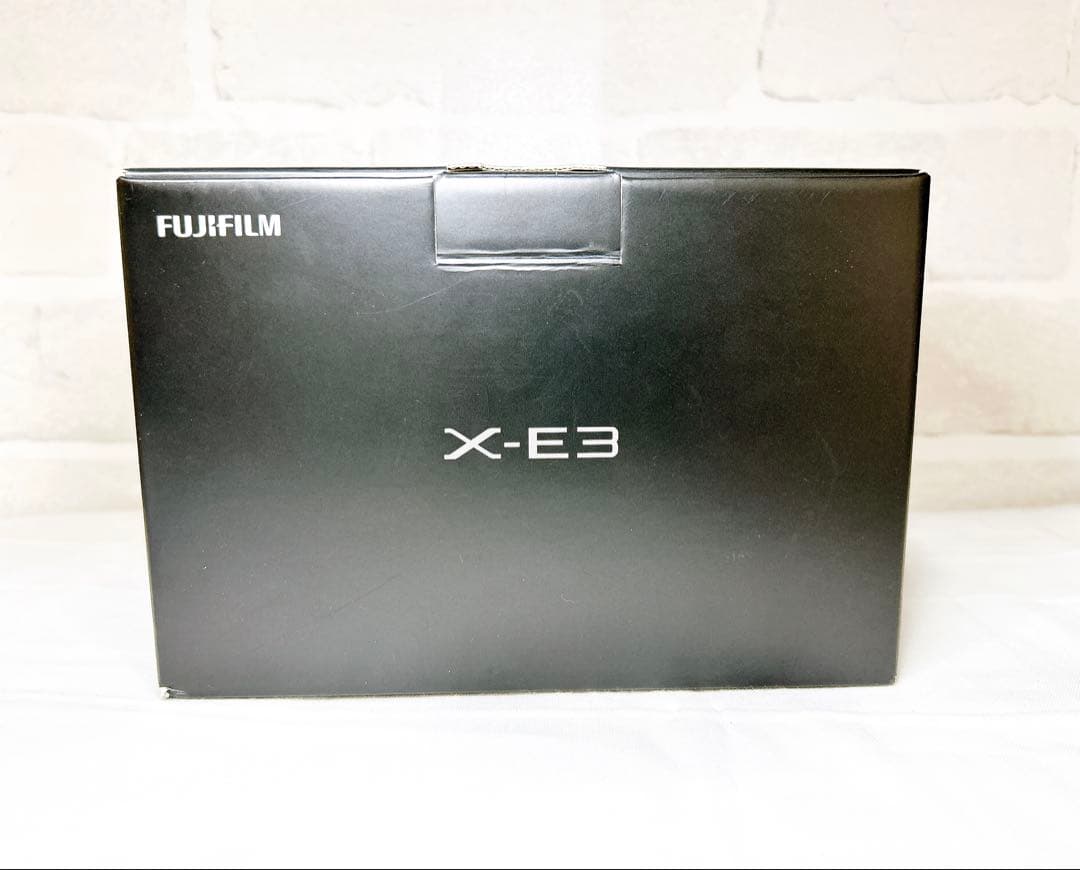 ⭐️奇跡 シャッター数:2回⭐️ 富士フイルム FUJIFILM X-E3シルバー