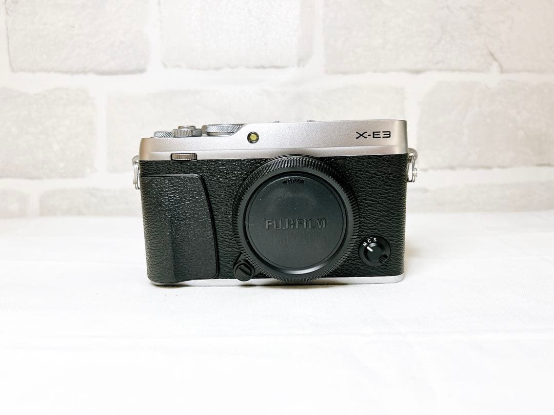⭐️奇跡 シャッター数:2回⭐️ 富士フイルム FUJIFILM X-E3シルバー