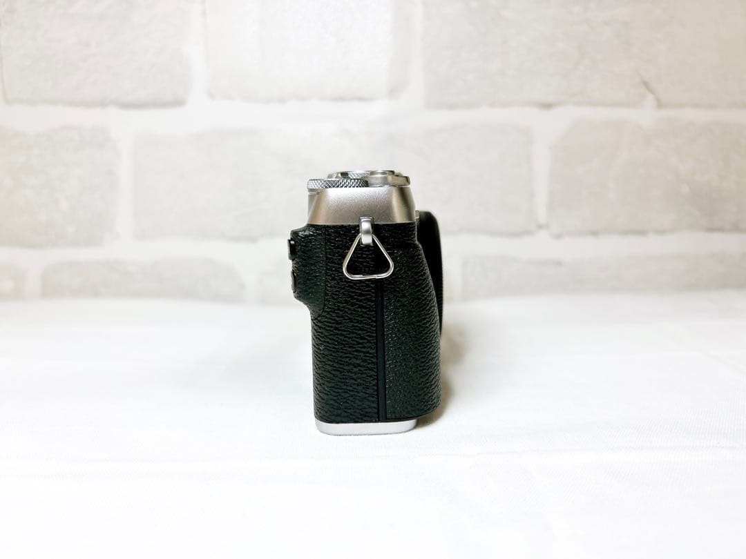 ⭐️奇跡 シャッター数:2回⭐️ 富士フイルム FUJIFILM X-E3シルバー