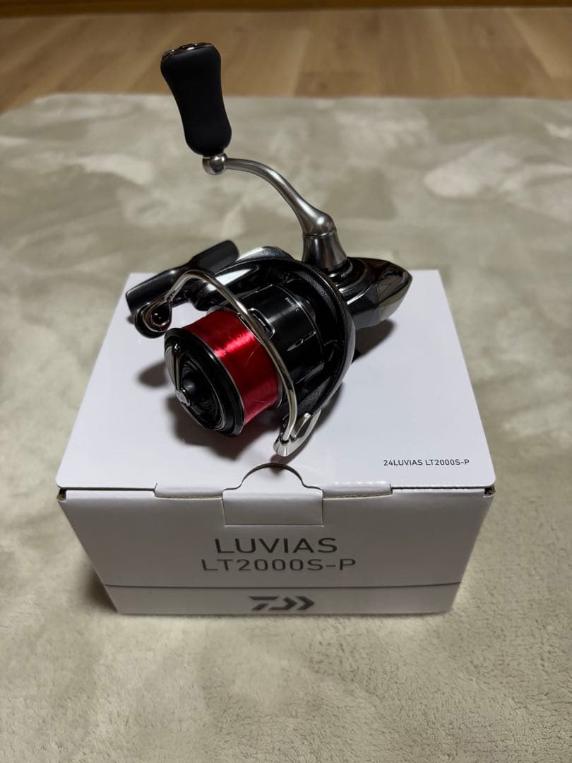 ダイワ24LUVIAS LT2000S-P 未使用