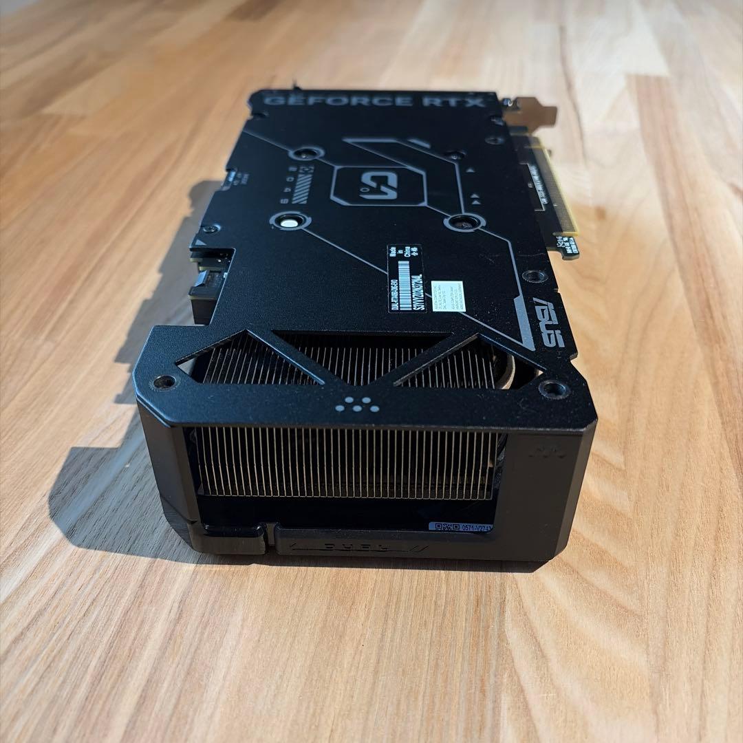 グラフィックボード・グラボ・ビデオカード ASUS GEFORCE RTX 4060