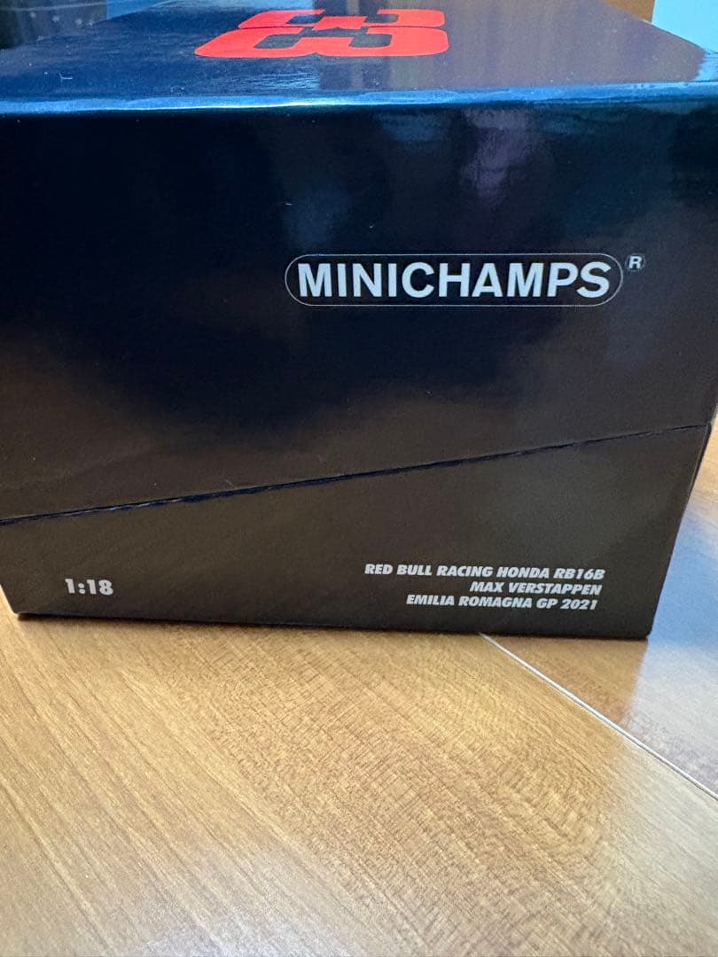 ミニチャンプス 1/18 RB16Bマックス　フェルスタッペン