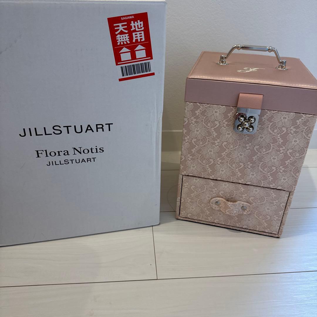 JILLSTUART ジルスチュアート　メイクアップボックス　ピンクレースリボン