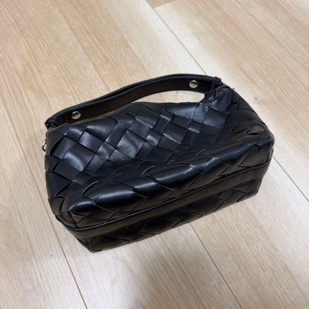 Ivette イヴェット ウーブンショルダーバッグ - ノワール