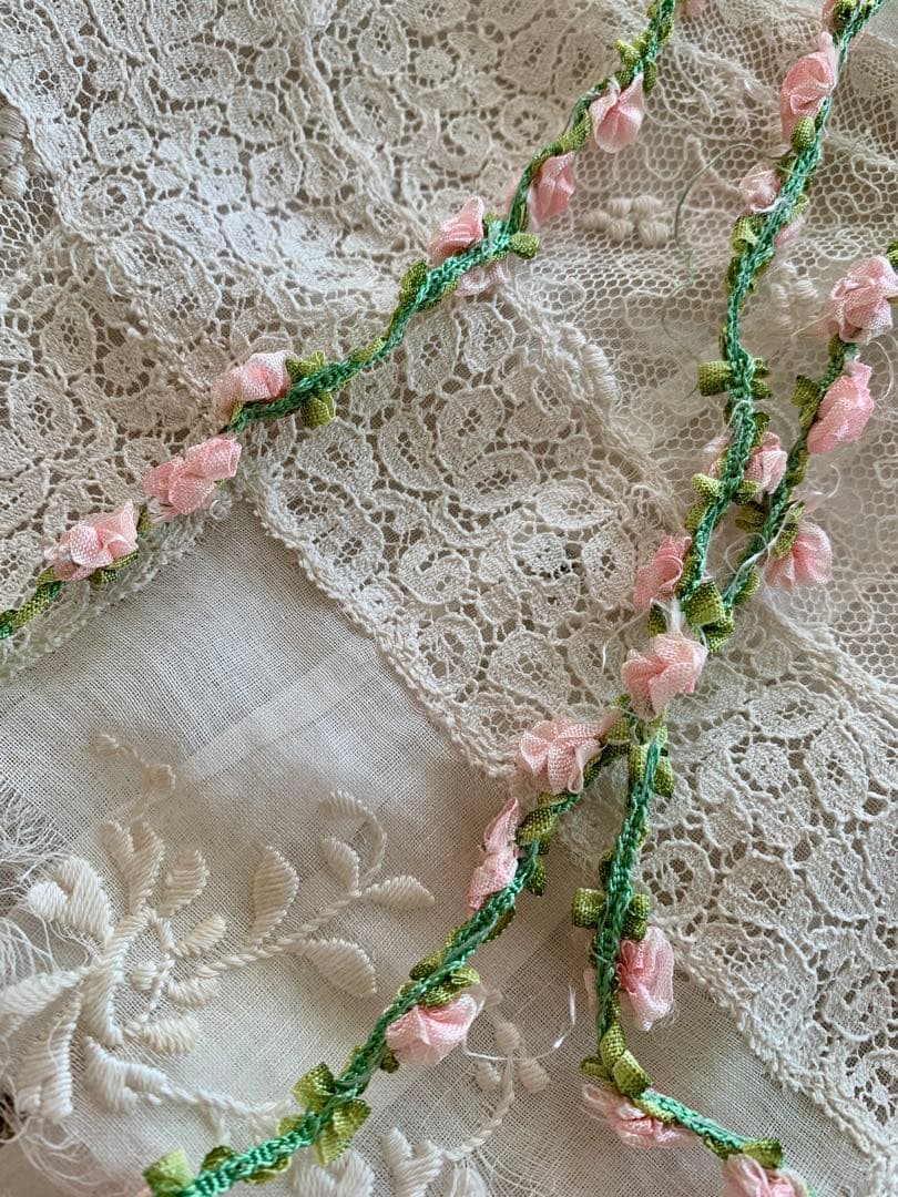 フランスビンテージ／アンティーク　ピンクフラワーロココリボン ※20cm〜カット