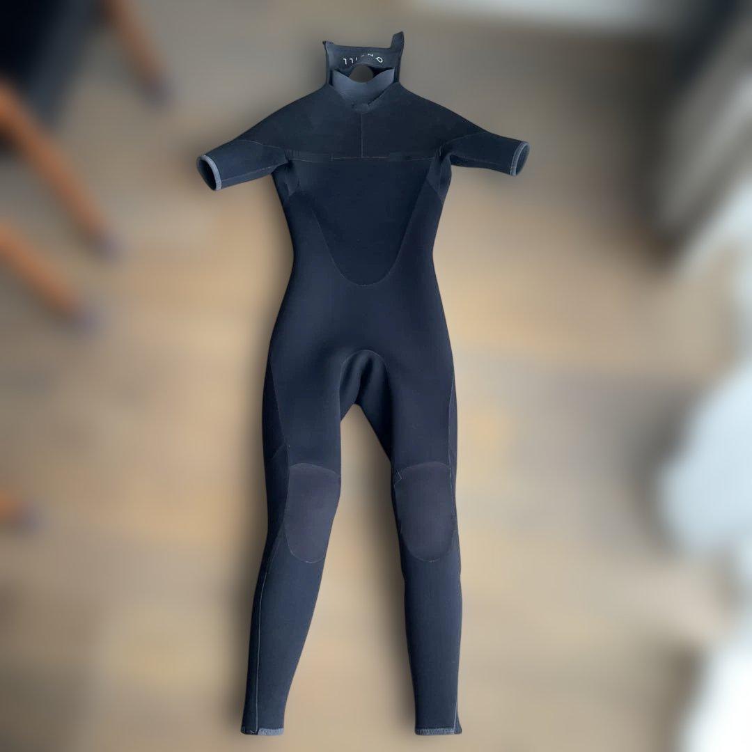 ヒナ3着セット オニール ウェットスーツ セミドライ ジャーフル シーガル