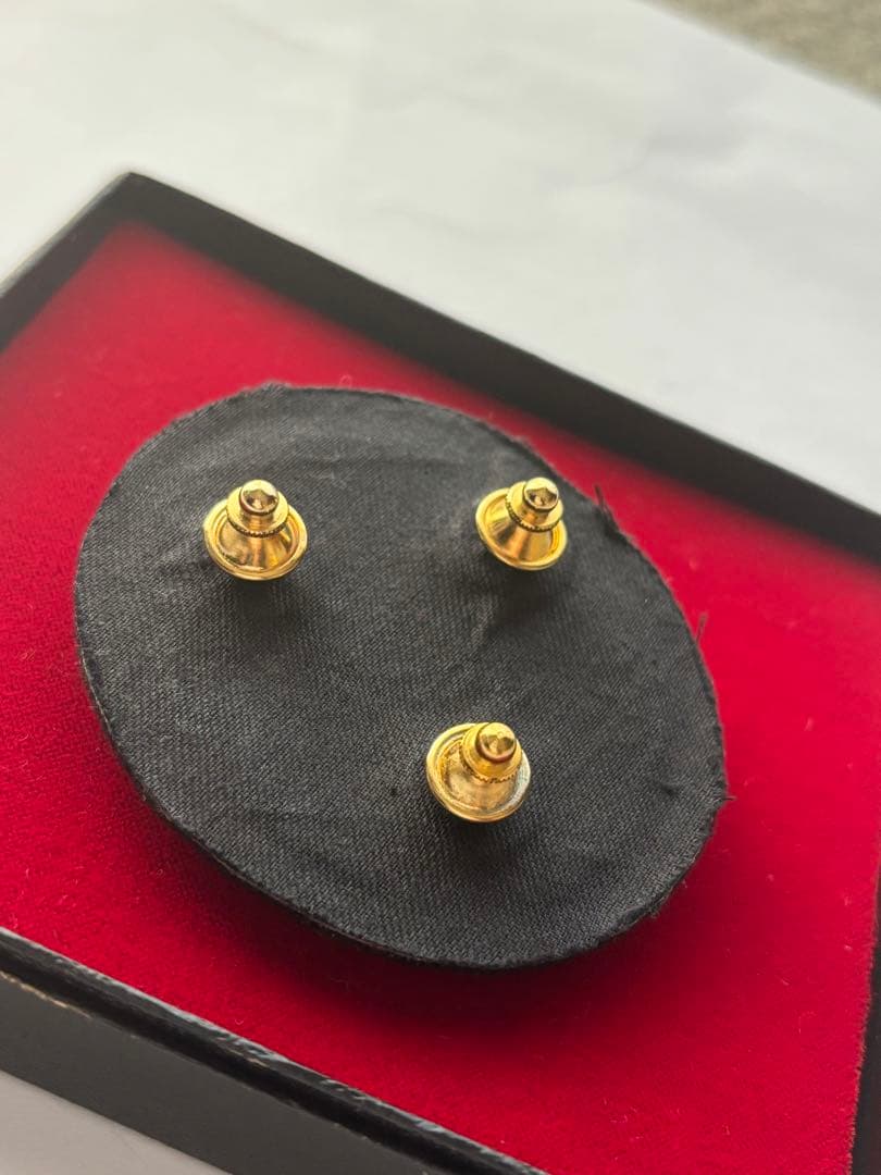 希少！☆Burberry☆バーバリー　エンブレム　ピンブローチ　ビンテージ