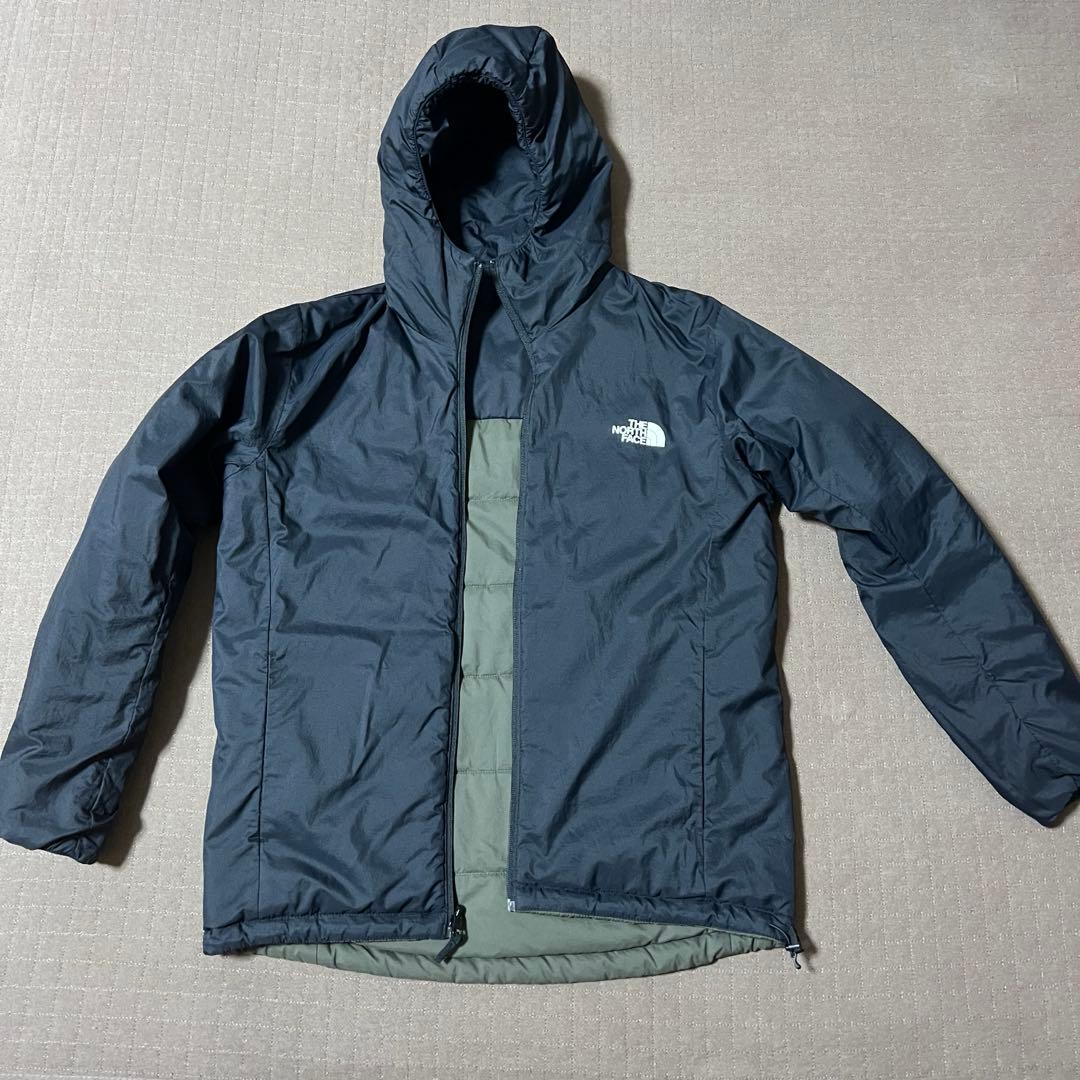 THE NORTH FACEリバーシブル エニータイム インサレーテッドフーディ
