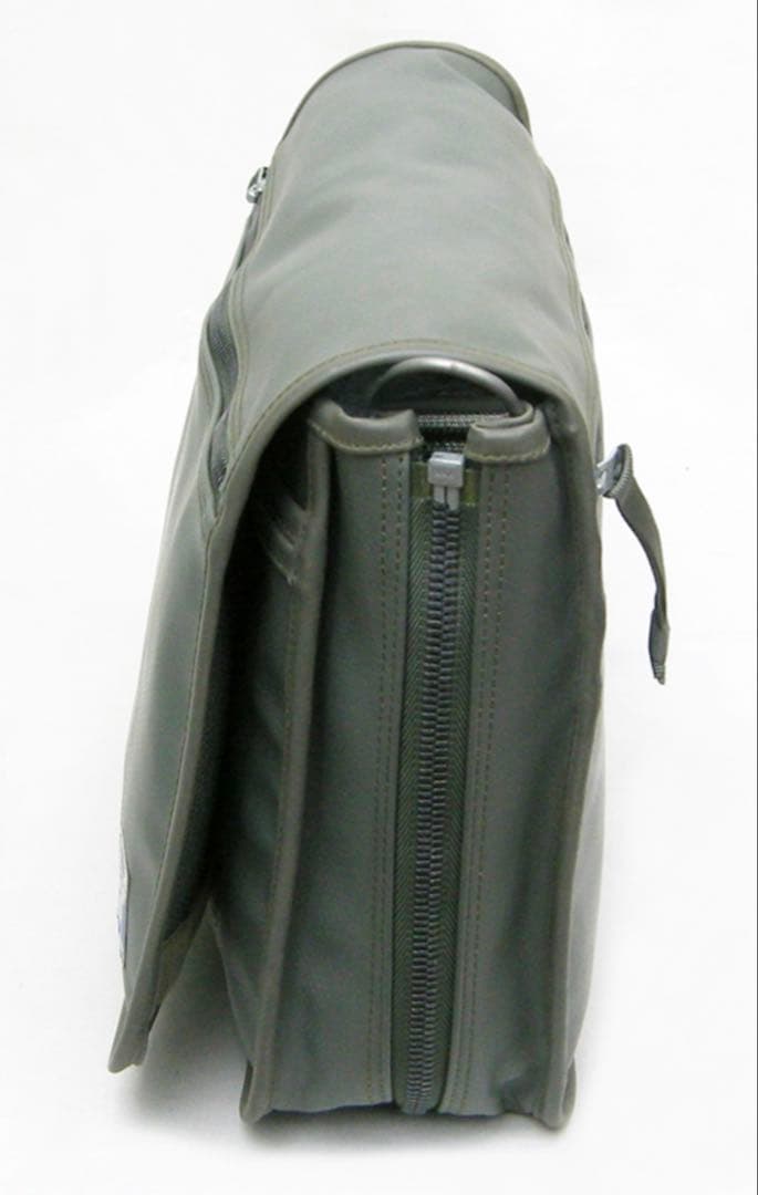 吉田カバン　ラゲッジレーベル　ニューライナー　ショルダーバッグ定価51,700円