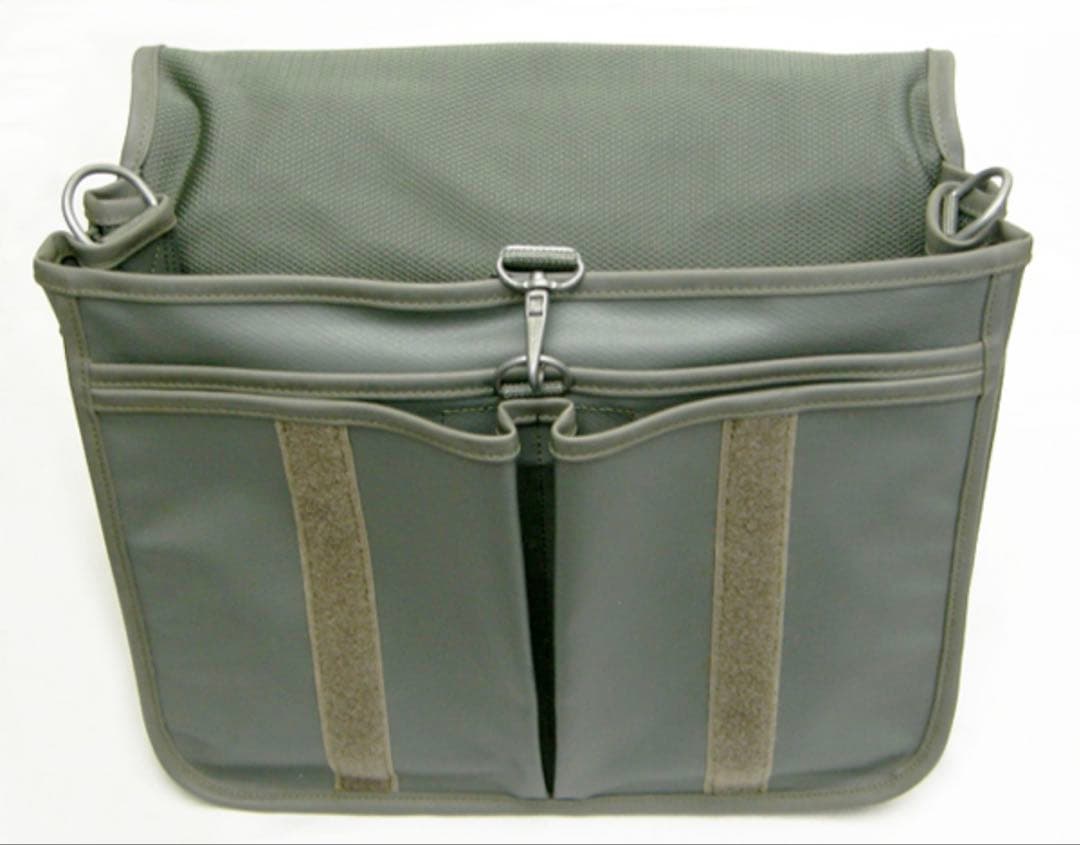 吉田カバン　ラゲッジレーベル　ニューライナー　ショルダーバッグ定価51,700円