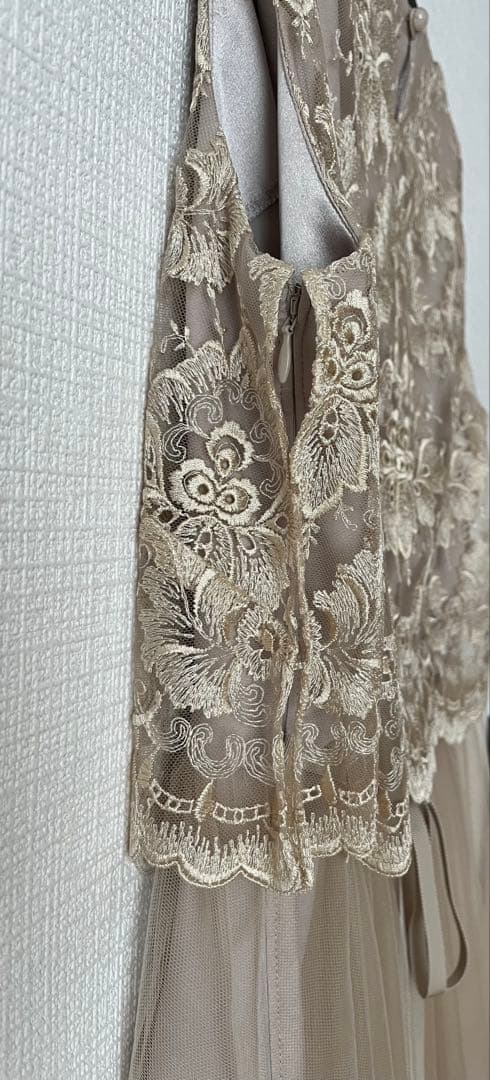 【期間限定セール‼️】AIMERパーティードレス ベージュM